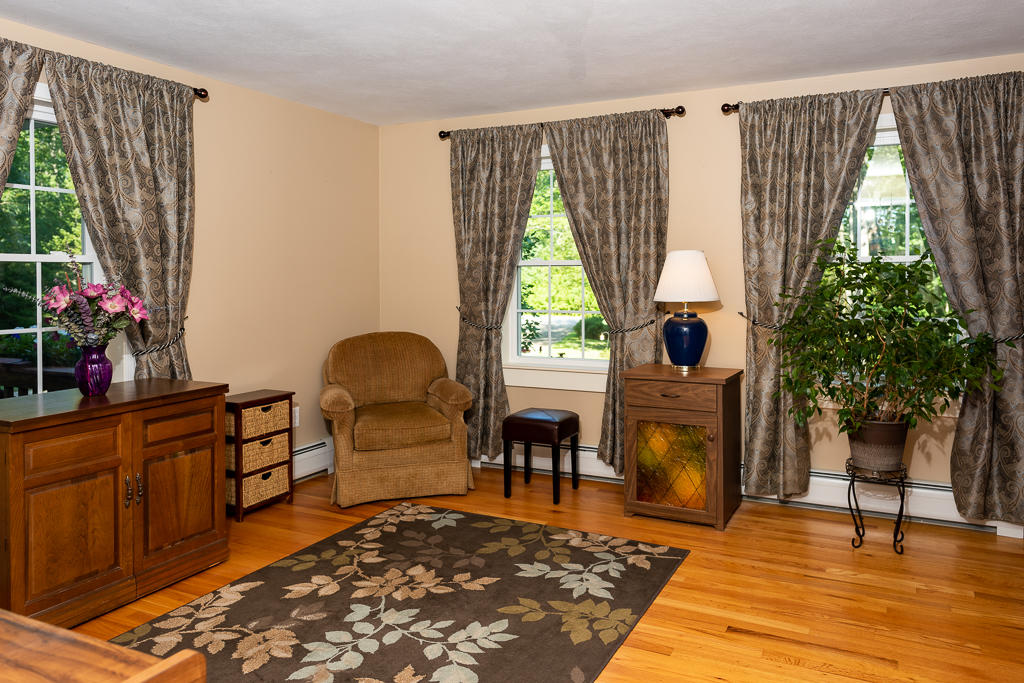 211 Hart Road Warren, ME 04864 - Photo 15 of 31 LVY_4191