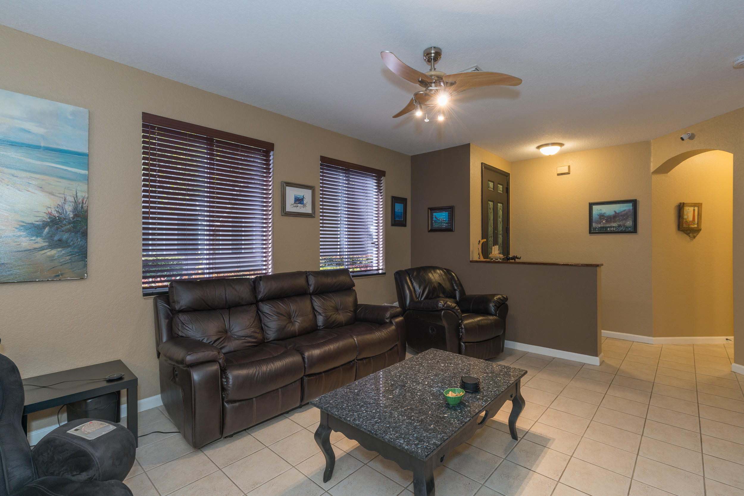 3237 Laurel Ridge Circle Riviera Beach, FL 33404 - Photo 10 of 24 DSC06791