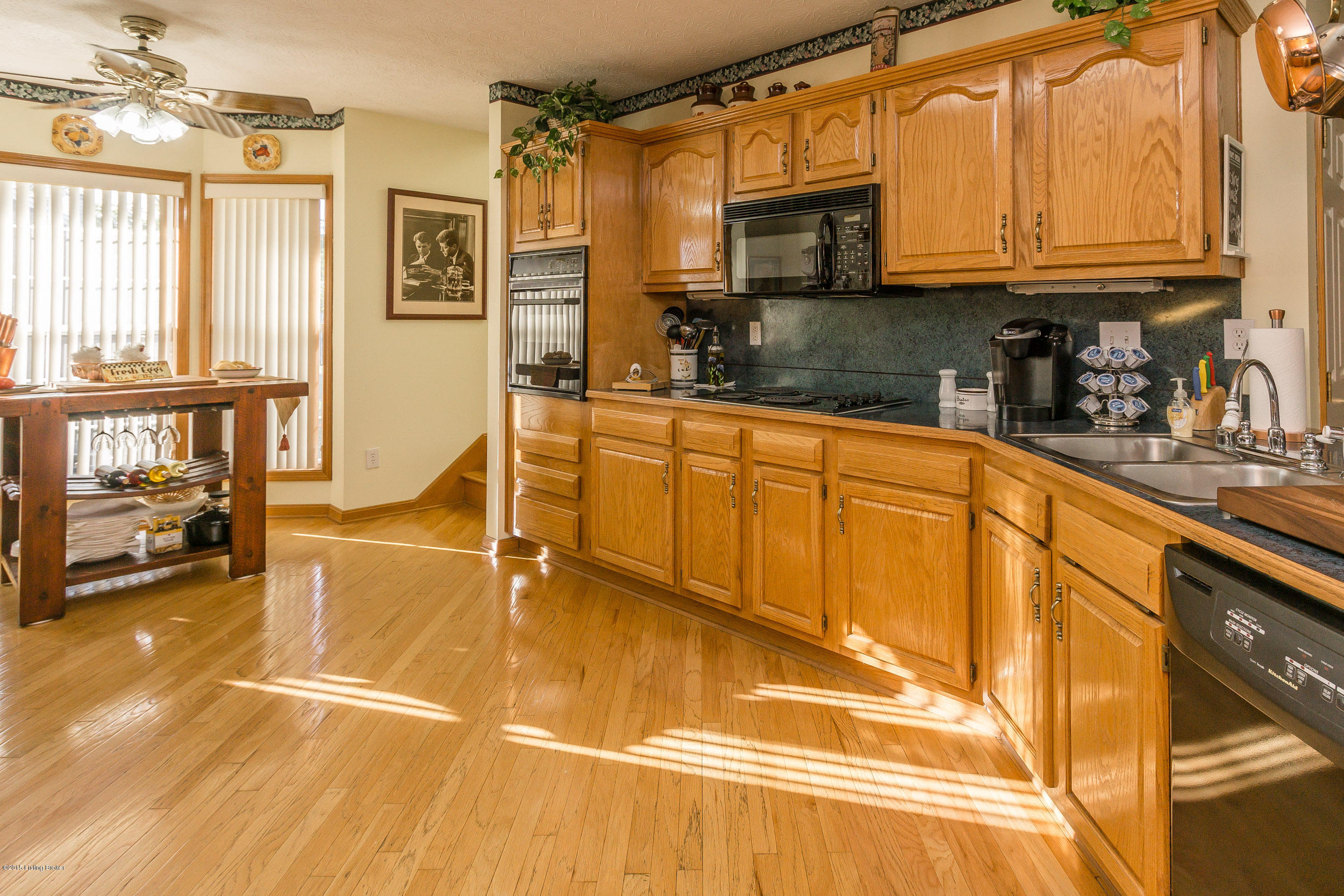 9003 Fox Chase Road Louisville, KY 40228 - Photo 18 of 50 11