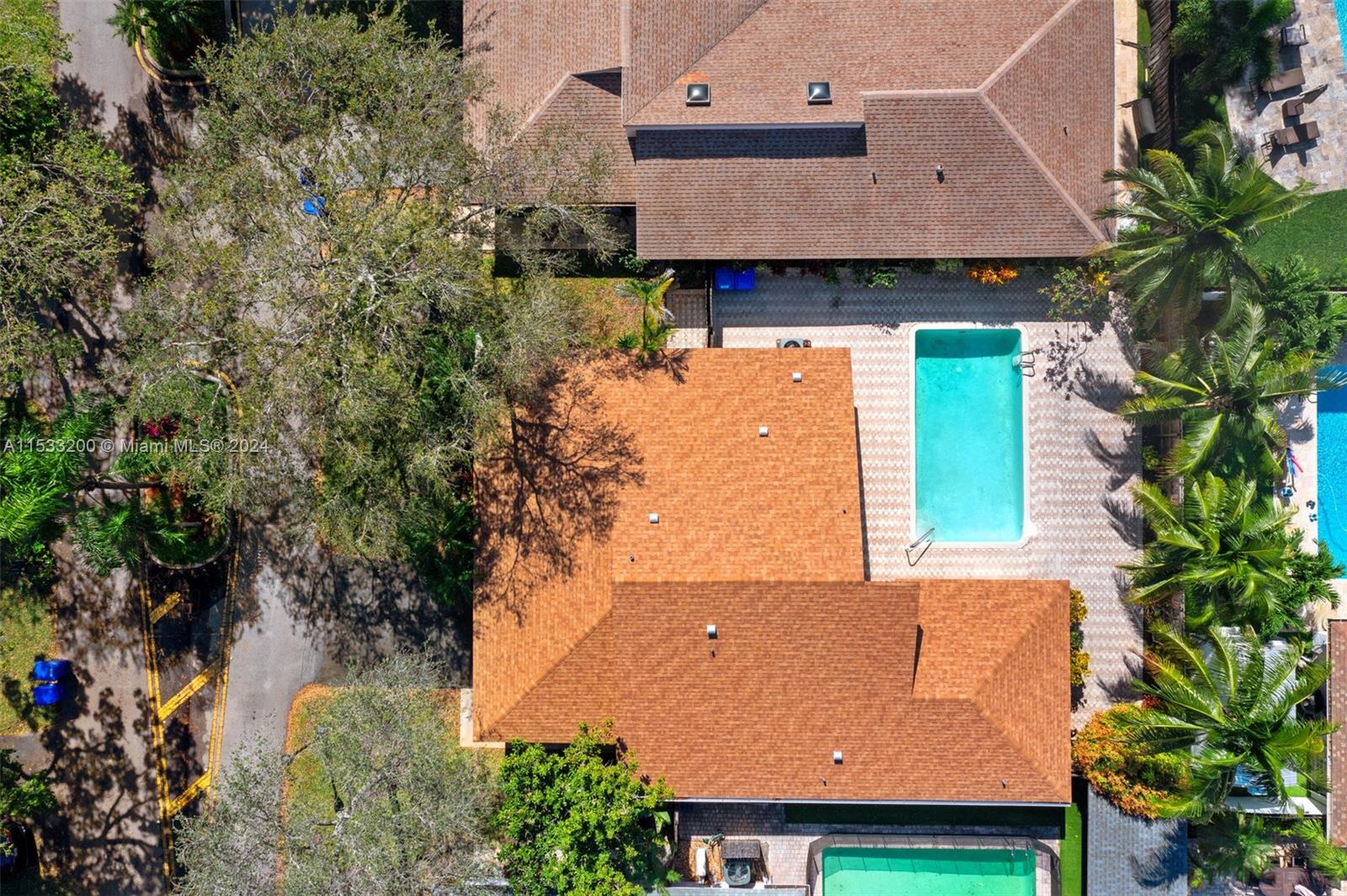113 Kensington Road Hollywood, FL 33021 - Photo 8 of 32 Gallery Image 8