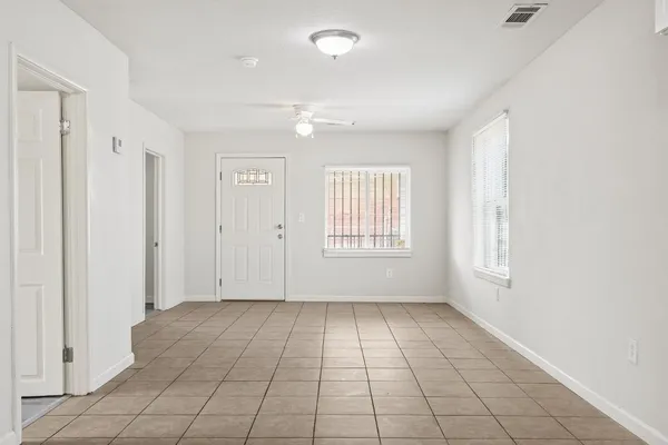 $285,000 | 3323 East Tulare Avenue, Fresno, CA 93702