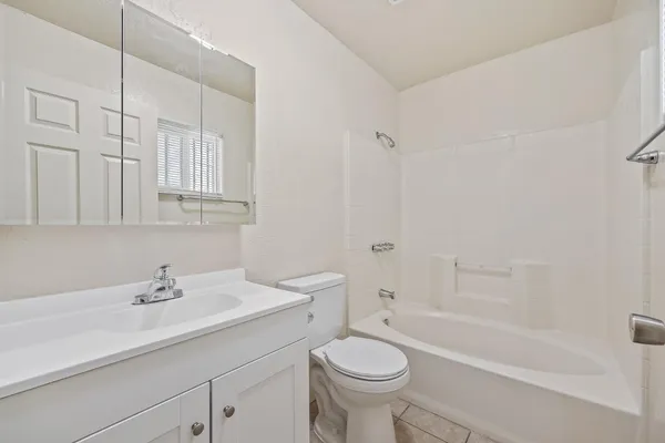 $285,000 | 3323 East Tulare Avenue, Fresno, CA 93702