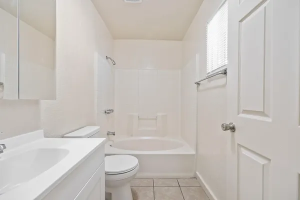 $285,000 | 3323 East Tulare Avenue, Fresno, CA 93702