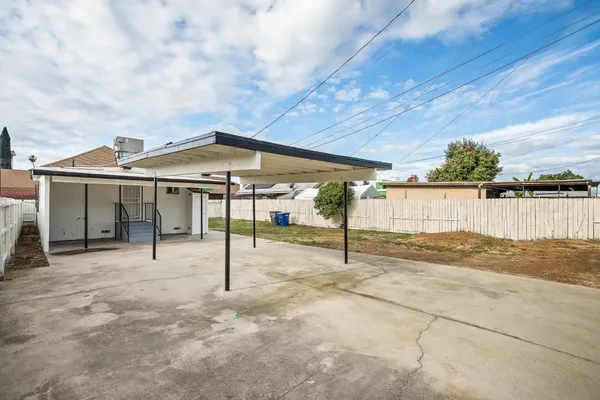 $285,000 | 3323 East Tulare Avenue, Fresno, CA 93702