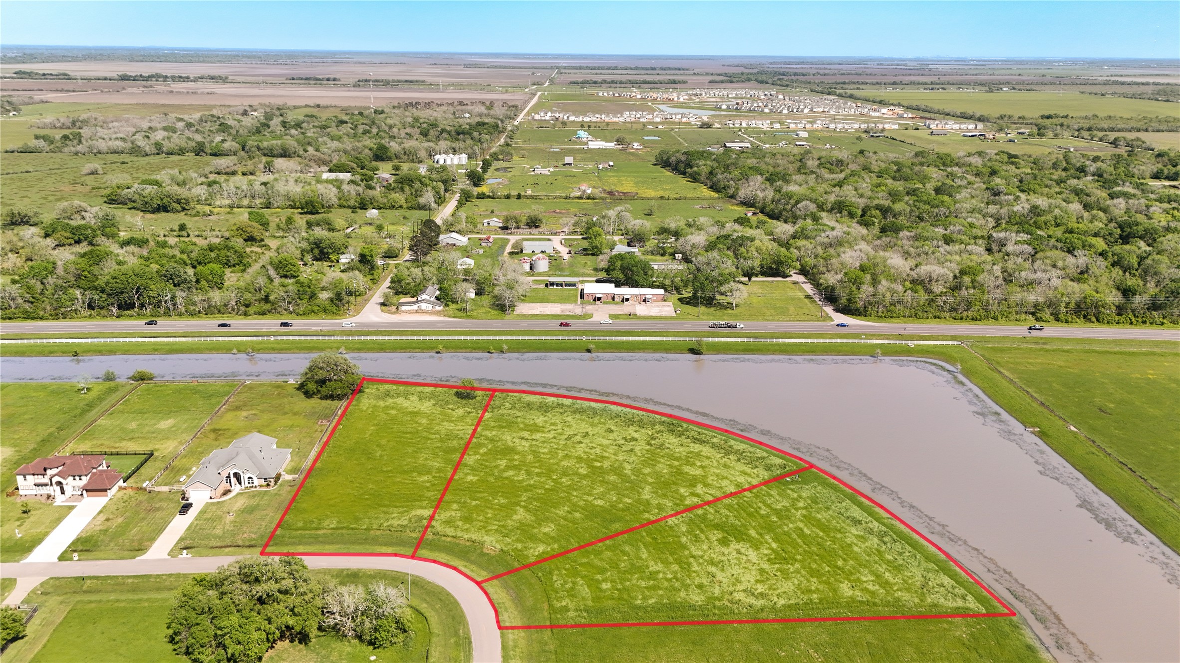 1302 Lakeland Circle Rosharon, TX 77583 - Photo 8 of 29