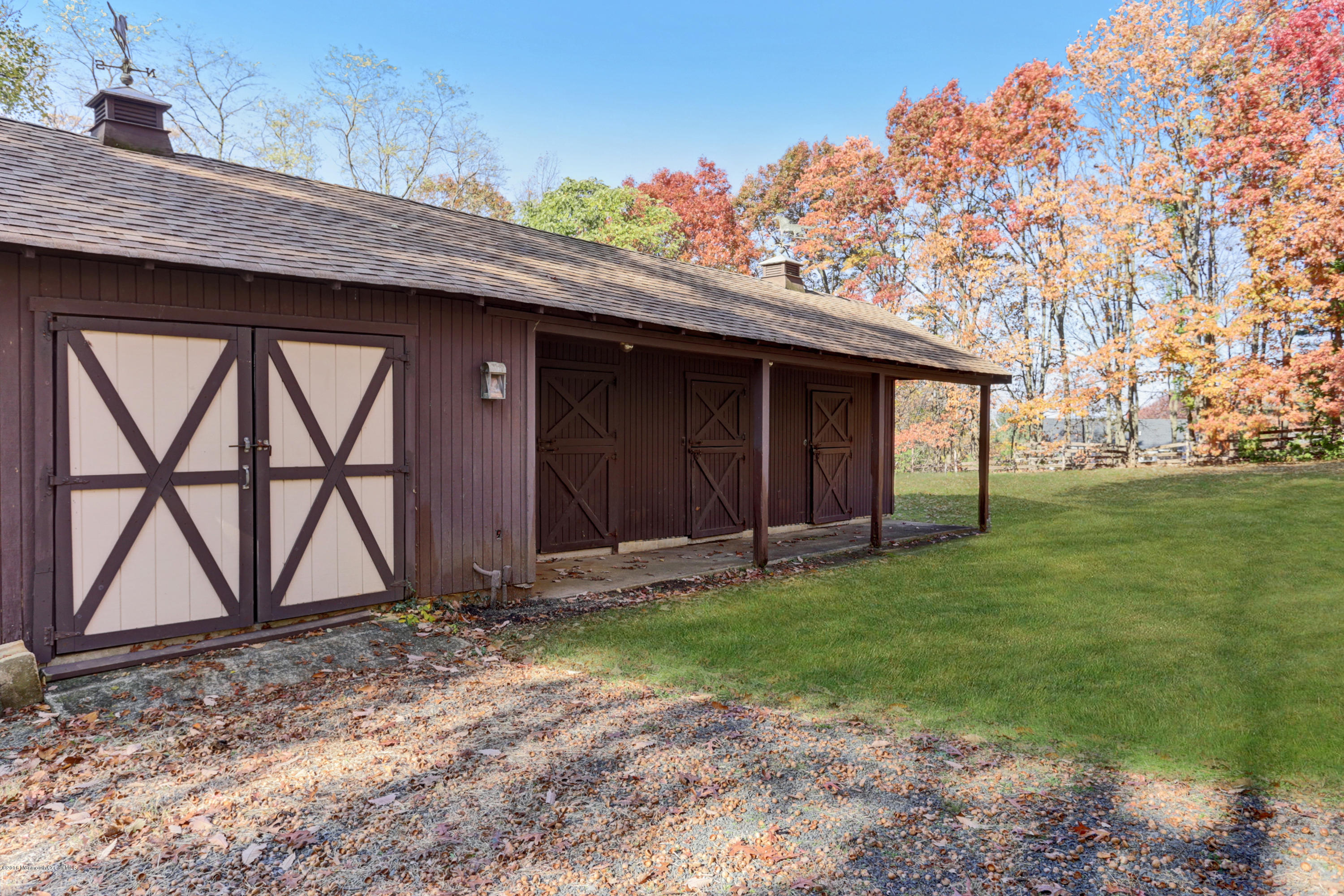 255 Portland Road Middletown, NJ 07737 - Photo 31 of 41