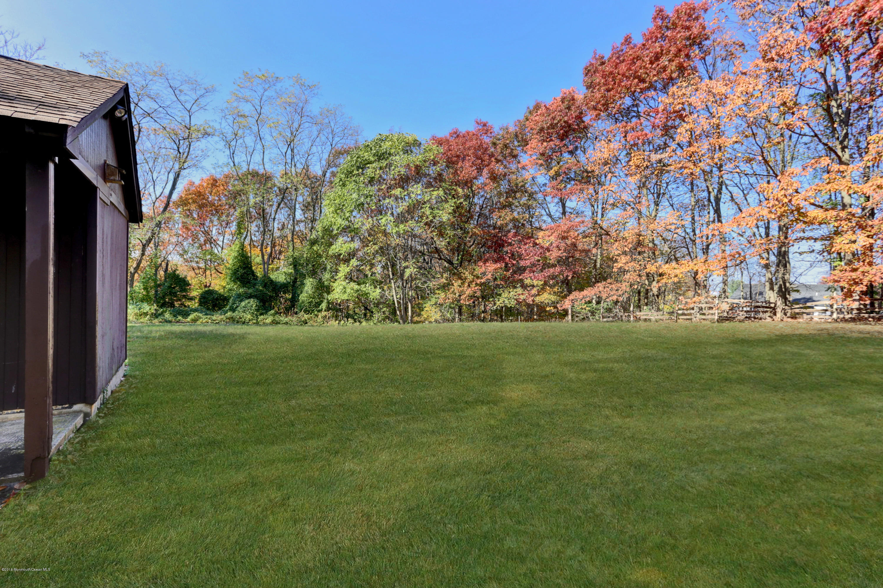 255 Portland Road Middletown, NJ 07737 - Photo 33 of 41