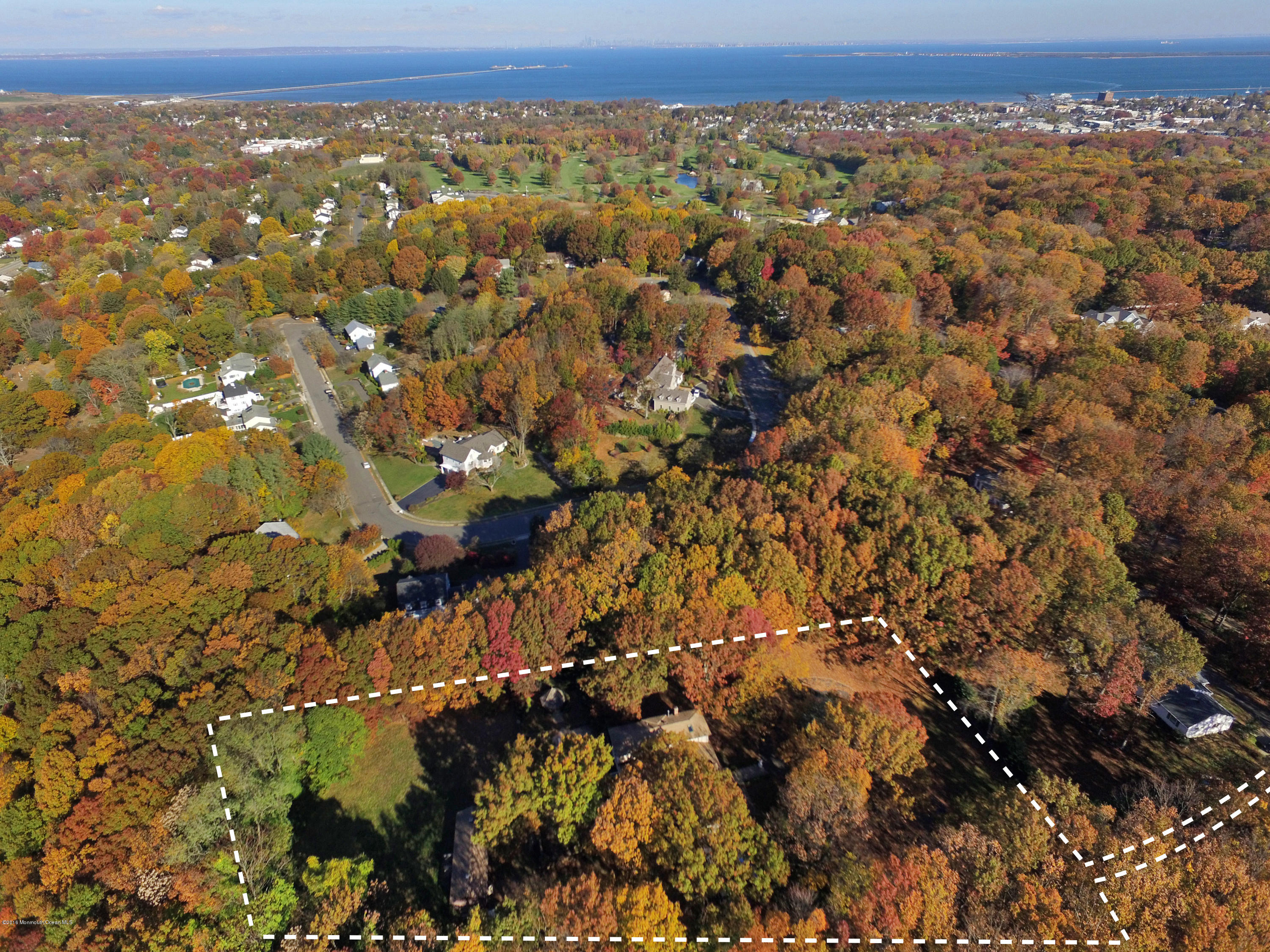 255 Portland Road Middletown, NJ 07737 - Photo 39 of 41 a view of city and mountain