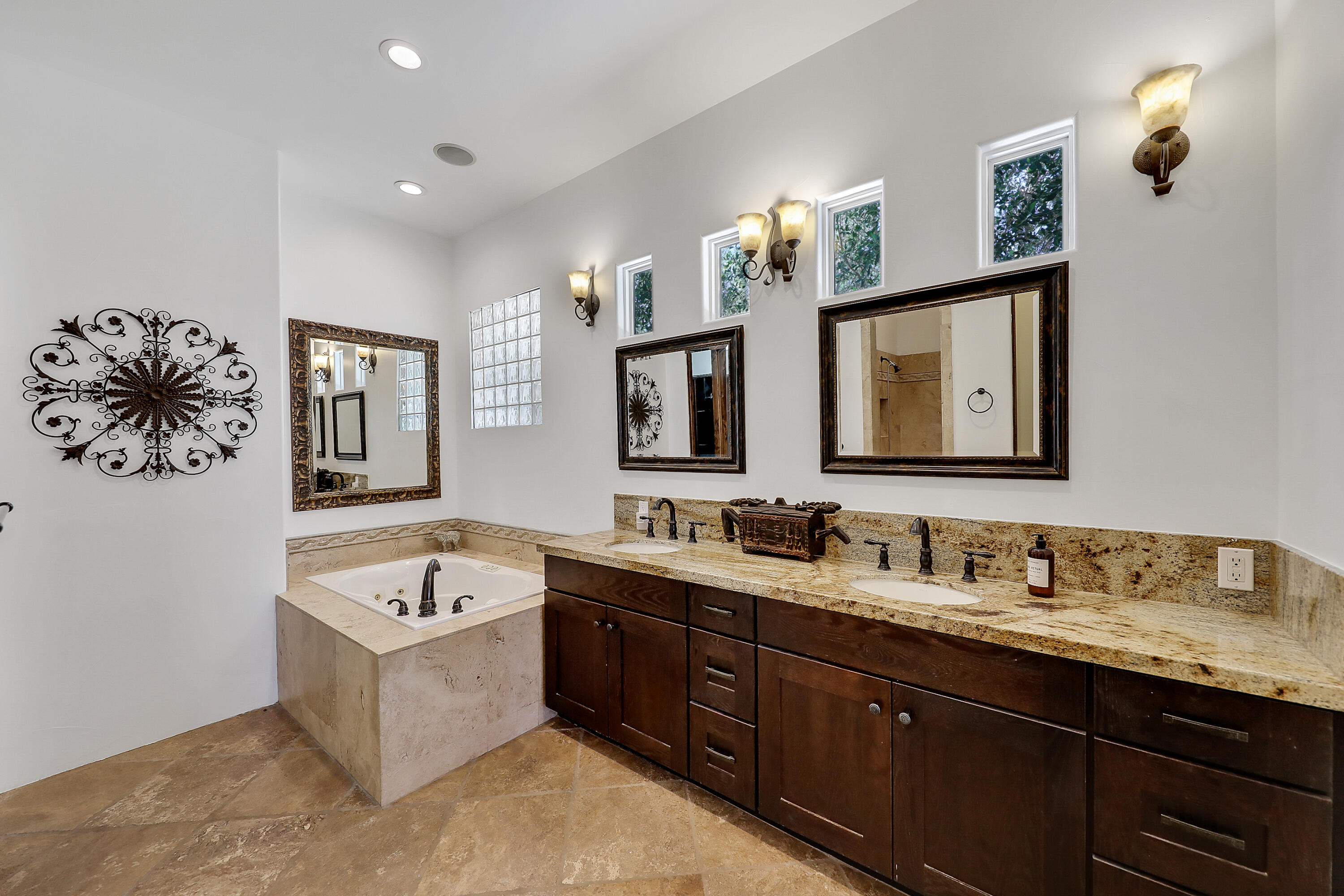 695 West Racquet Club Road Palm Springs, CA 92262 - Photo 20 of 39 RacquetClubW695#30.jpg