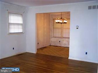 117 Colfax Road Newark, DE 19713 - Photo 4 of 10 Dining Room