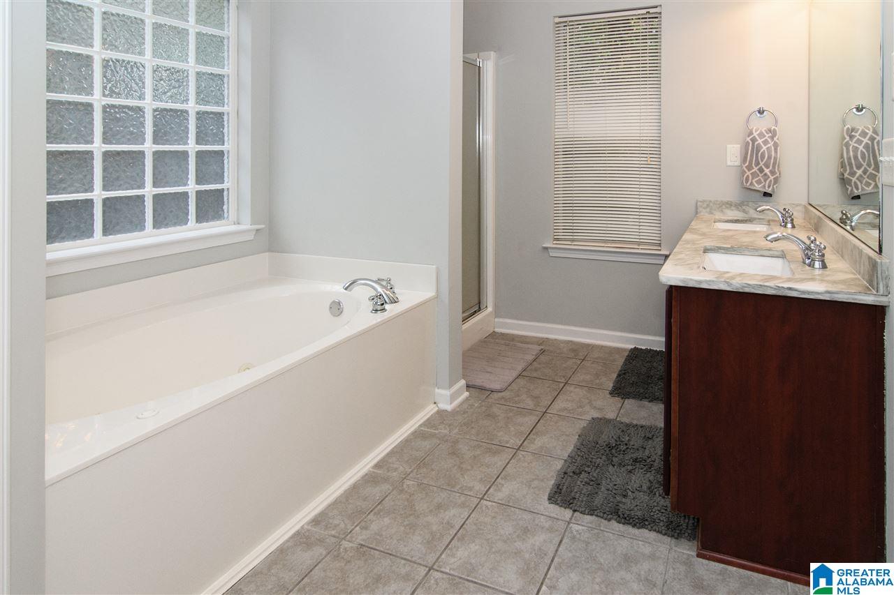 160 Highview Cove Pelham, AL 35124 - Photo 22 of 37