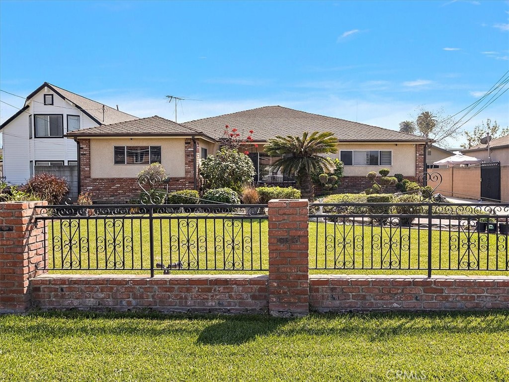 420 West Tichenor Street Compton, CA 90220 - Photo 39 of 53