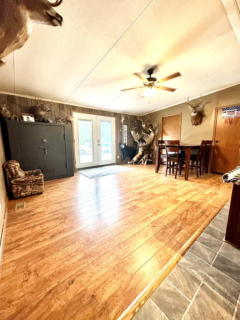 622 Thompson Road Marion, VA 24354 - Photo 15 of 48 Gallery Image 15