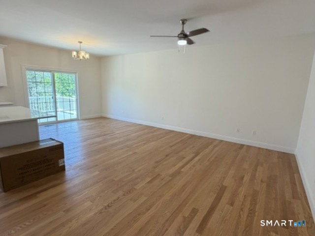 90 Applegate, Unit 190 Southington, CT 06489 - Photo 4 of 11
