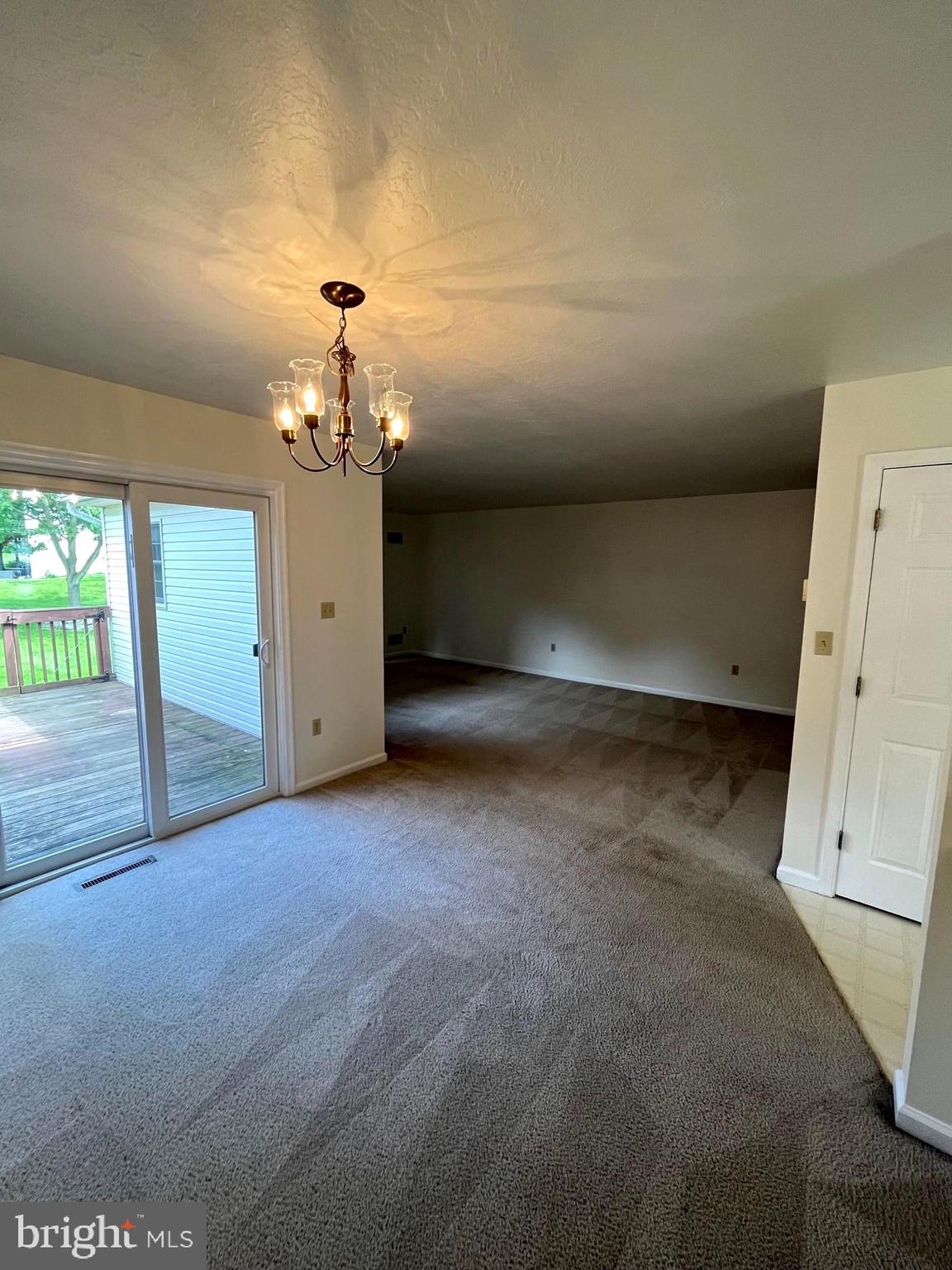 441 Crosswinds Drive Lititz, PA 17543 - Photo 4 of 22