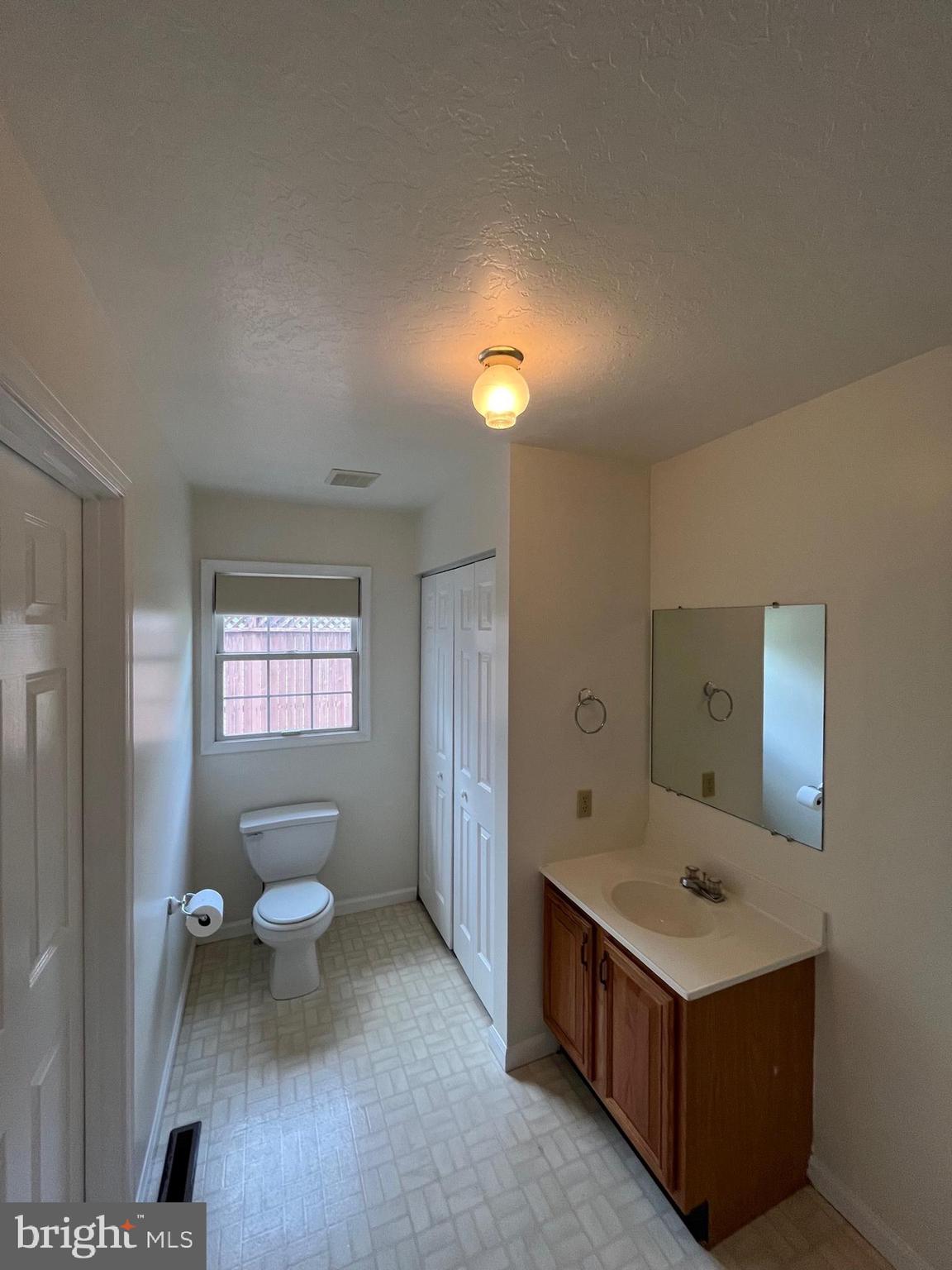 441 Crosswinds Drive Lititz, PA 17543 - Photo 9 of 22