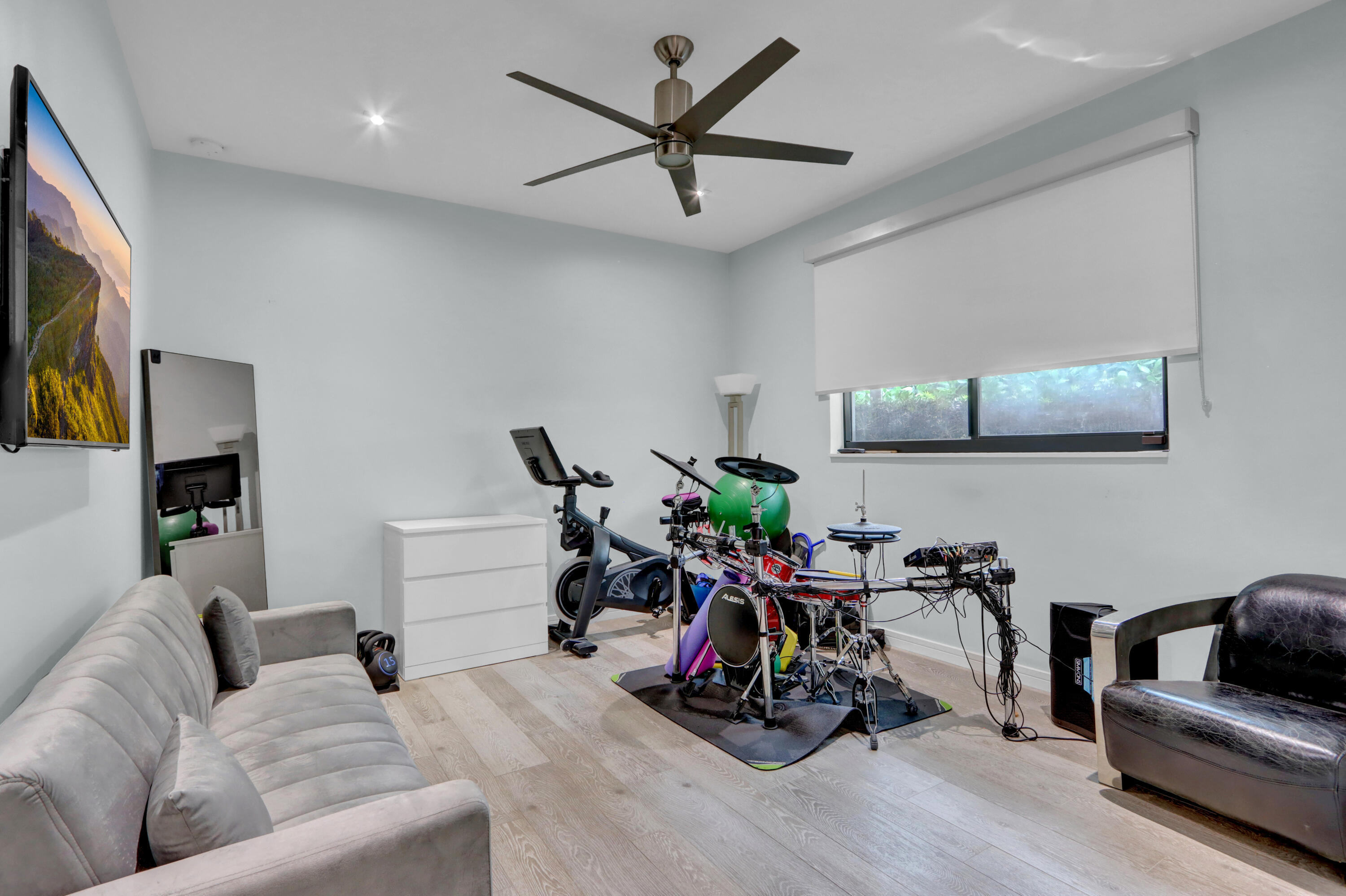 5789 Hamilton Way Boca Raton, FL 33496 - Photo 24 of 44 Bedroom 4