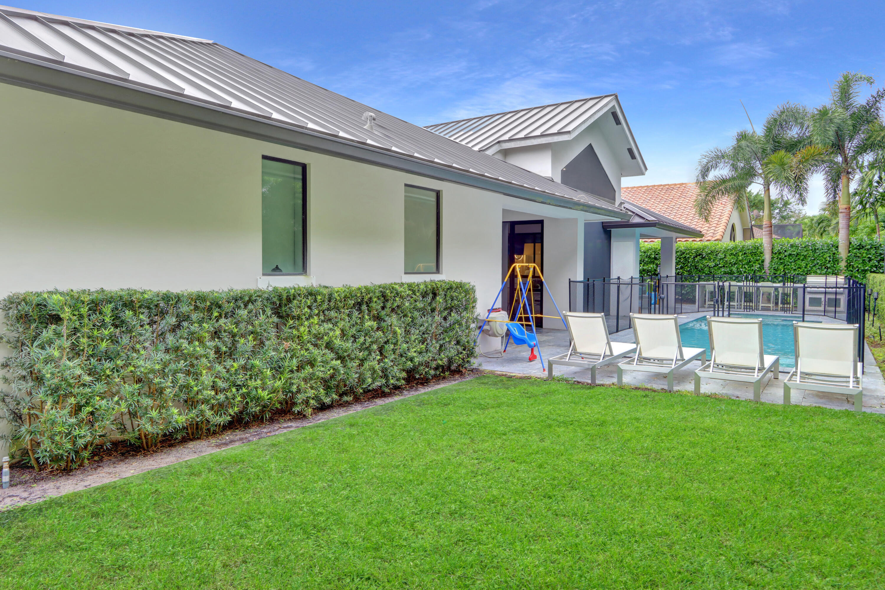 5789 Hamilton Way Boca Raton, FL 33496 - Photo 29 of 44 Back Yard