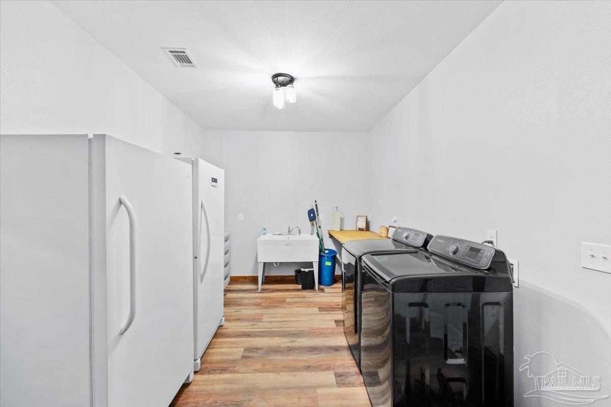 3351 Velor Road McDavid, FL 32568 - Photo 29 of 70