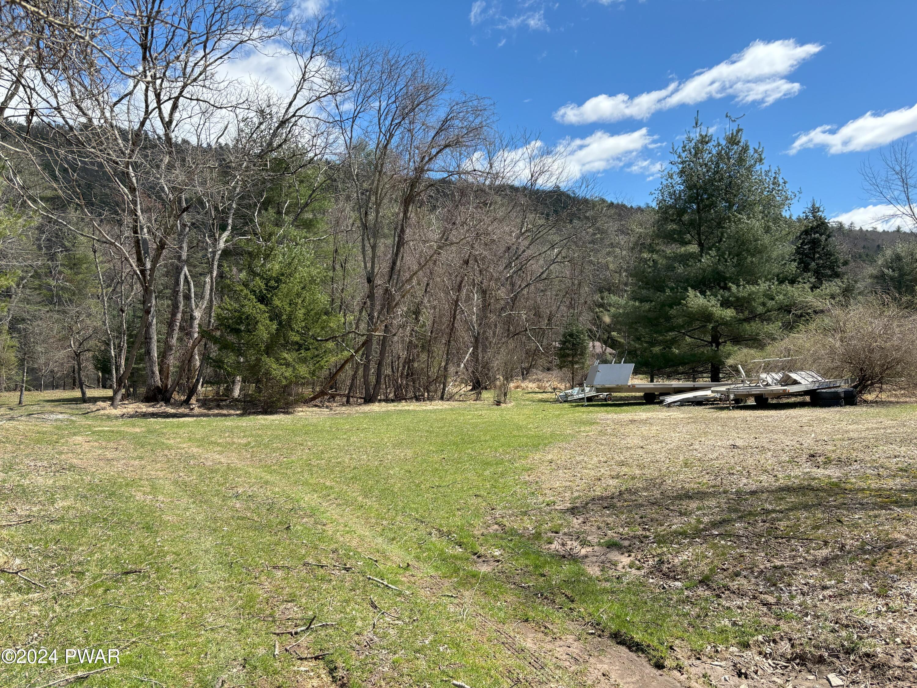 Rocky Rift Farm Road Lackawaxen, PA 18435 - Photo 2 of 10