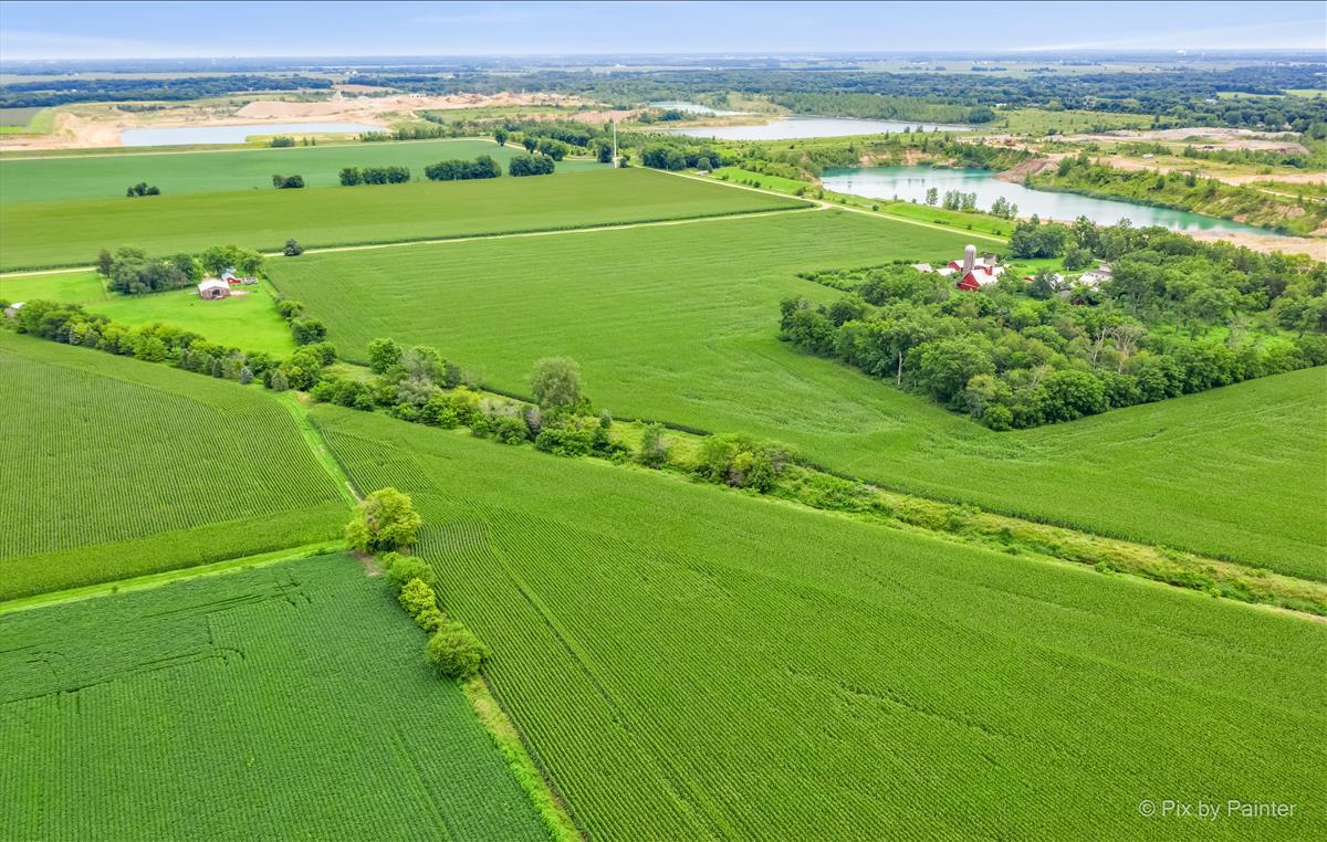 S790 Rowe Road Elburn, IL 60119 - Photo 5 of 23 a view of a city
