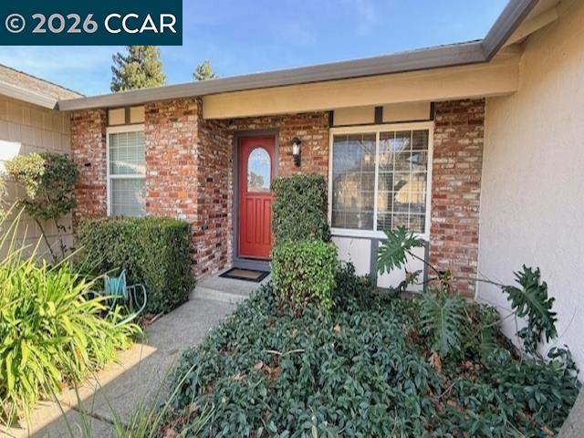 2321 Talavera Drive San Ramon, CA 94583 - Photo 4 of 50 a front view of a house with garden
