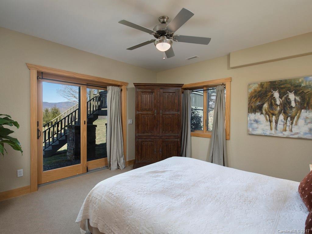 67 Farm View Road Fairview, NC 28730 - Photo 20 of 24 Gallery Image 20