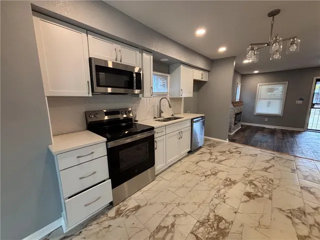 $225,000 | 3311 Askew Avenue, Kansas City, MO 64128