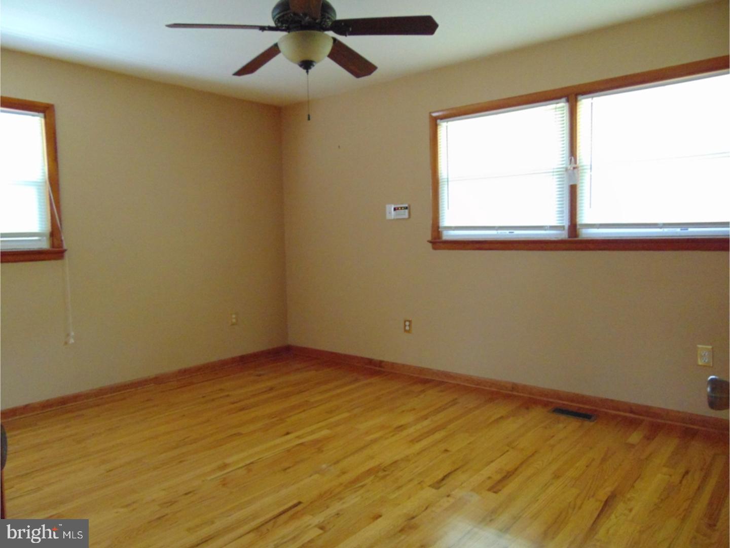 2143 Cooper Road Atco, NJ 08004 - Photo 13 of 24 Gallery Image 13
