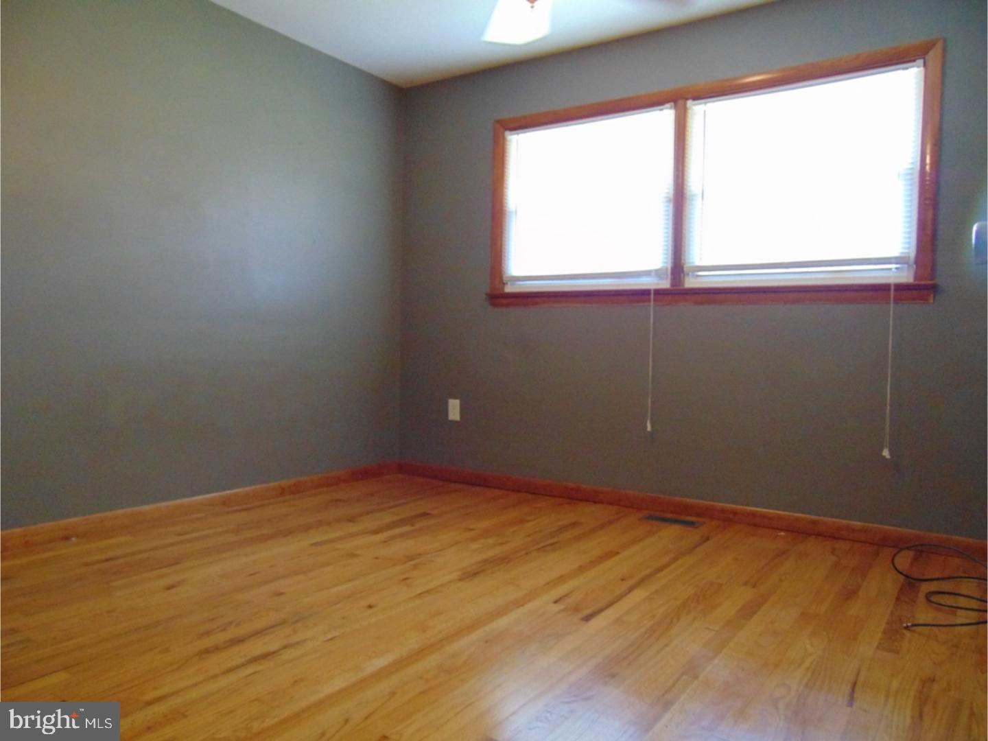 2143 Cooper Road Atco, NJ 08004 - Photo 10 of 24 Gallery Image 10