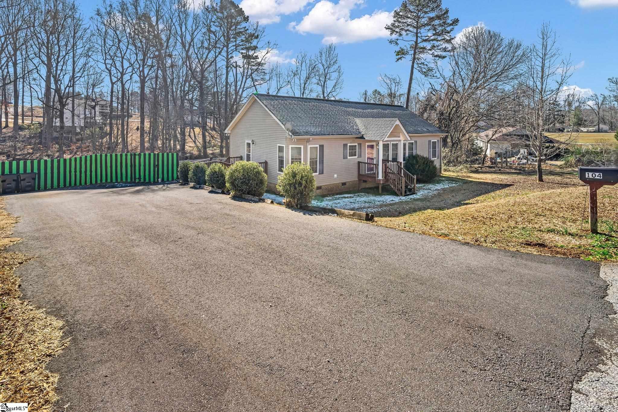104 Georges Knoll Easley, SC 29640 - Photo 1 of 26