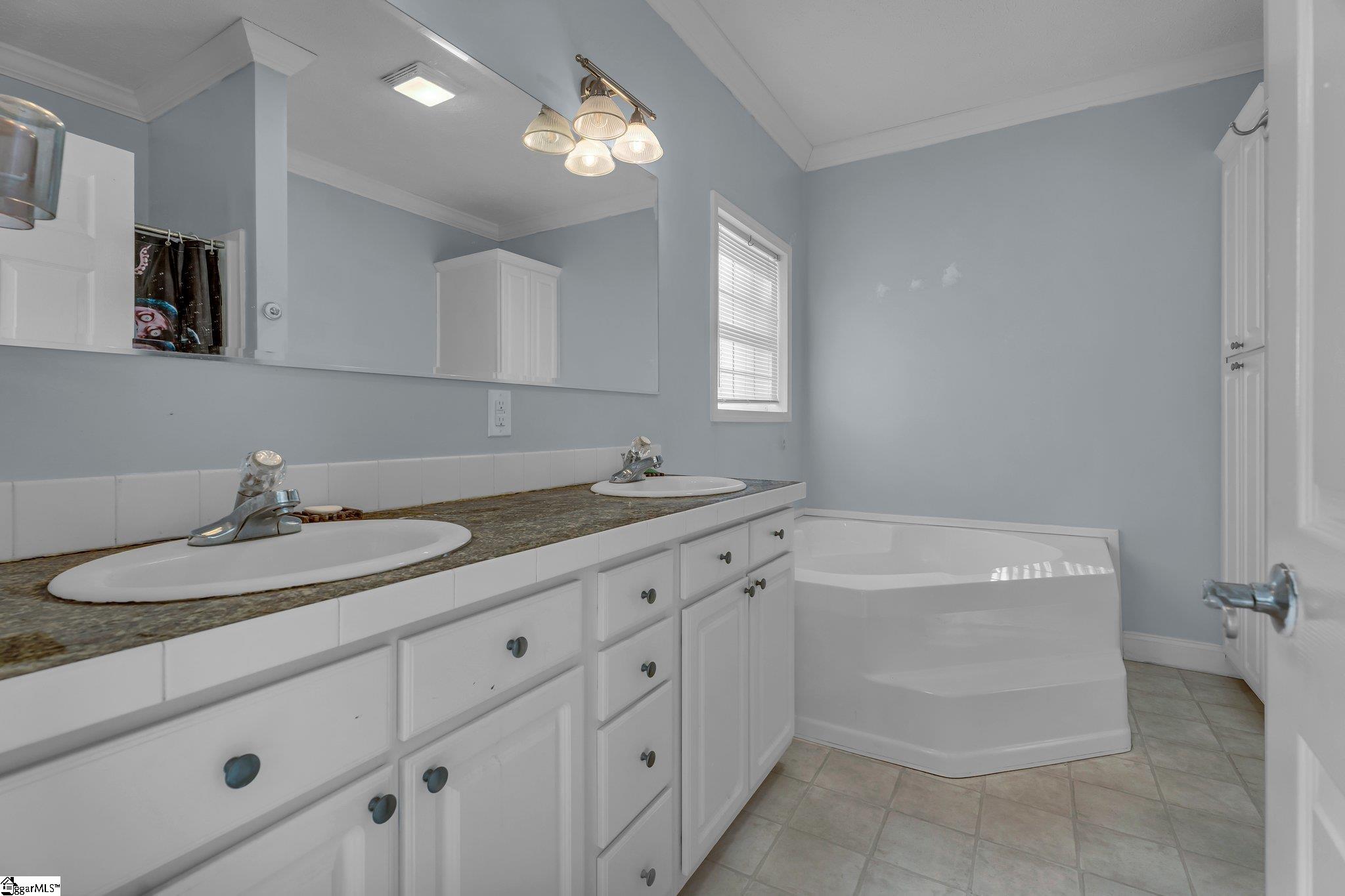 104 Georges Knoll Easley, SC 29640 - Photo 11 of 26