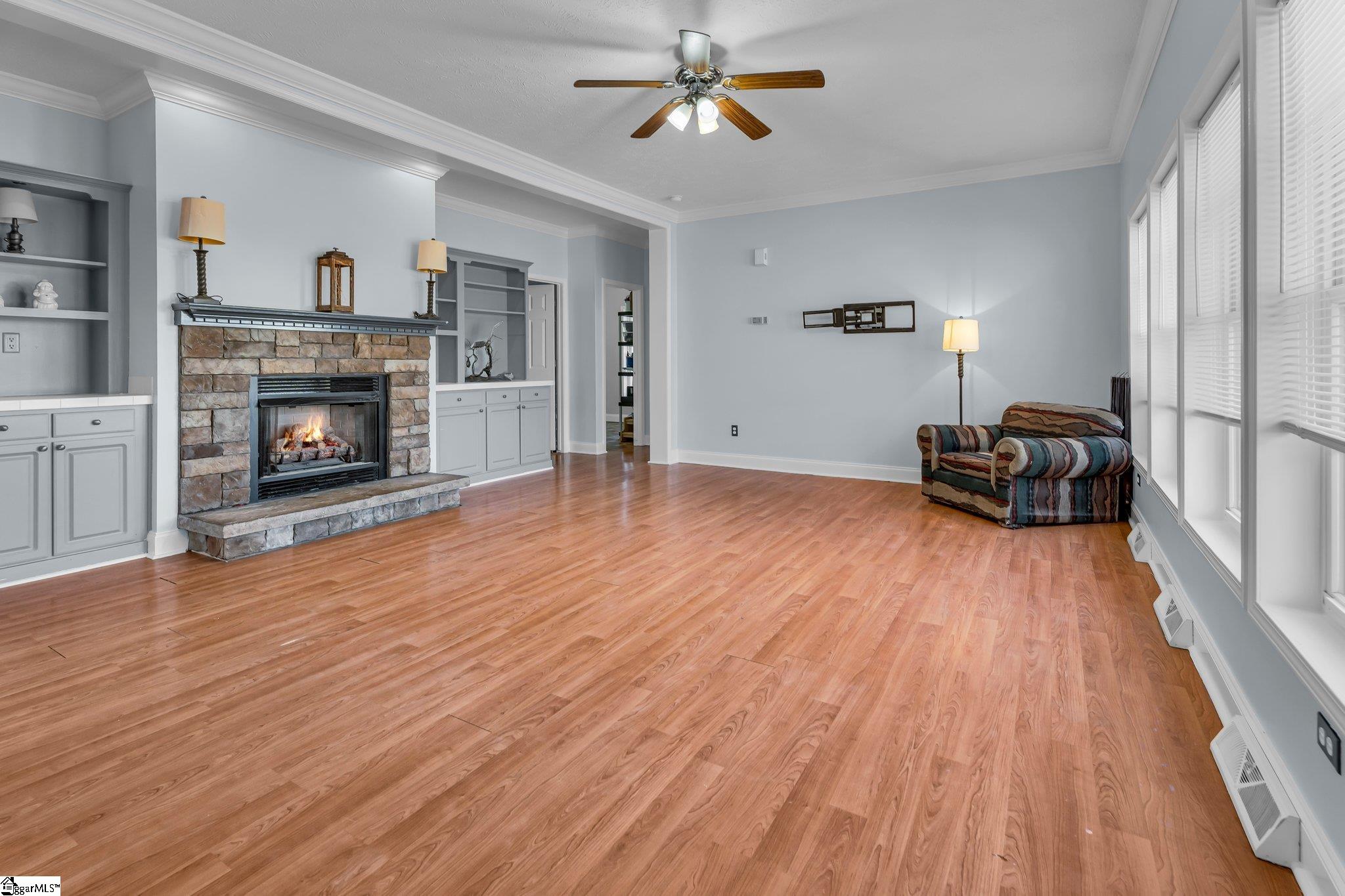 104 Georges Knoll Easley, SC 29640 - Photo 5 of 26