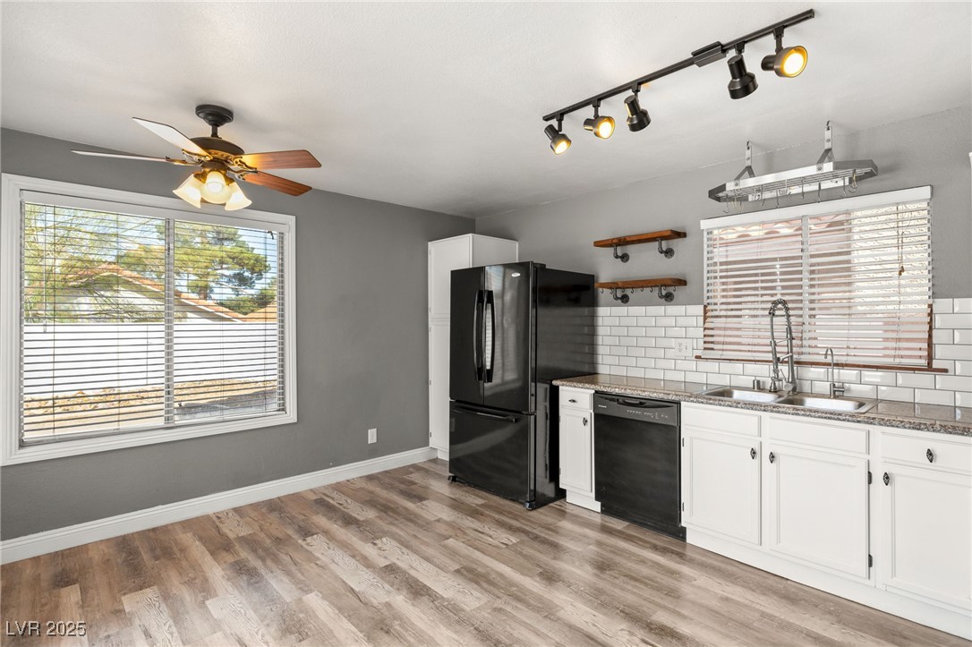 2802 Secret Canyon Road Henderson, NV 89074 - Photo 11 of 36