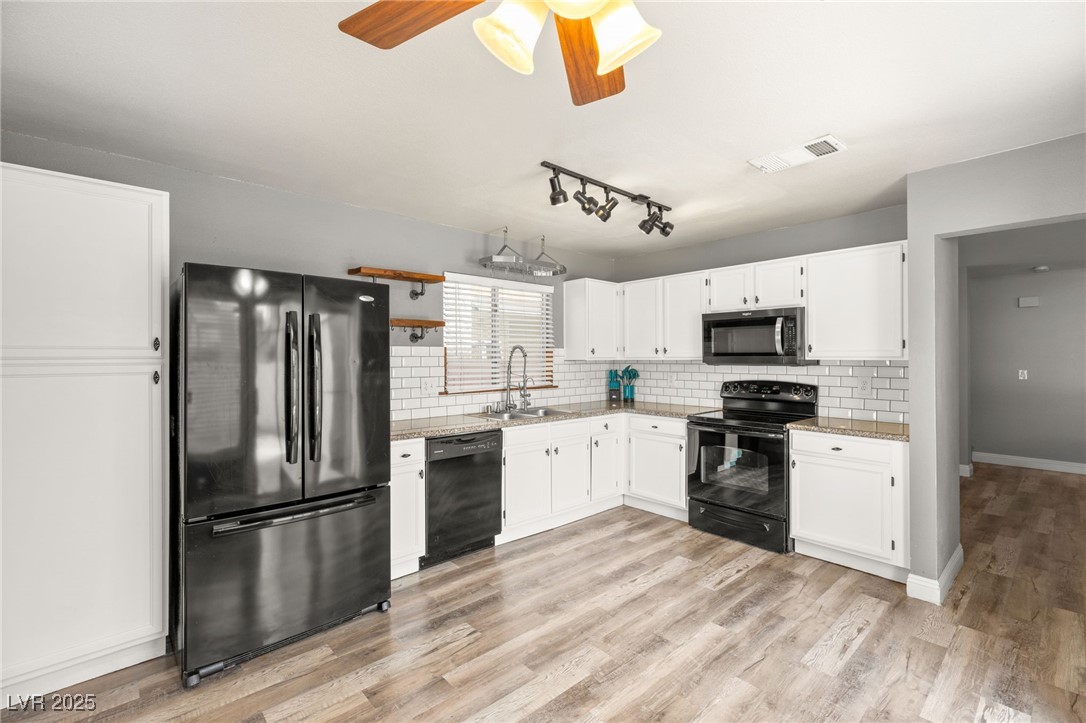 2802 Secret Canyon Road Henderson, NV 89074 - Photo 12 of 36