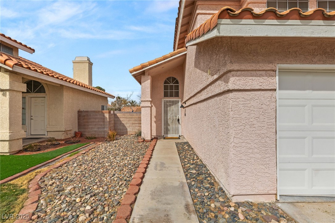 2802 Secret Canyon Road Henderson, NV 89074 - Photo 2 of 36