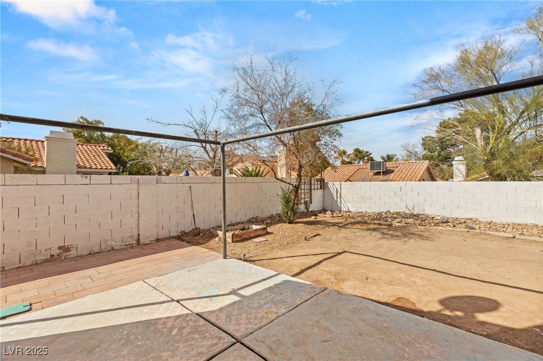 2802 Secret Canyon Road Henderson, NV 89074 - Photo 30 of 36