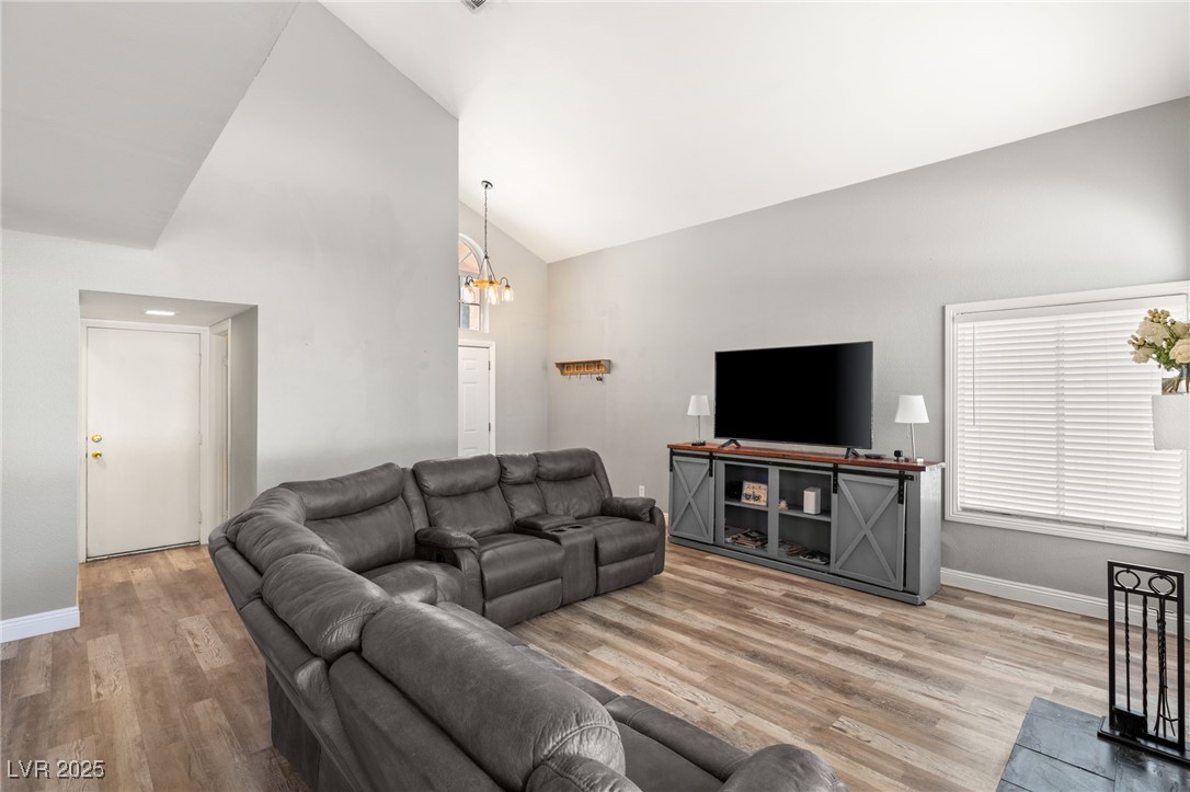 2802 Secret Canyon Road Henderson, NV 89074 - Photo 6 of 36