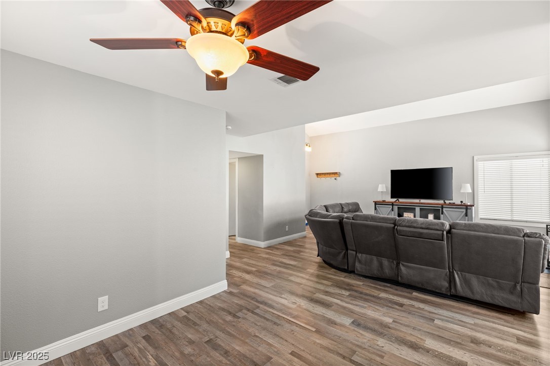 2802 Secret Canyon Road Henderson, NV 89074 - Photo 9 of 36