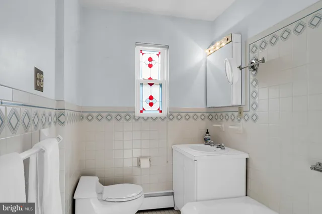 $389,000 | 206 Schoolhouse Lane, Wilmington, DE 19809