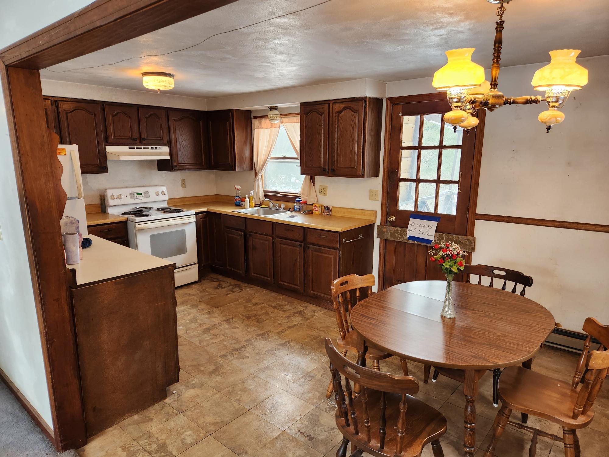 171 Hanscom Road Eliot, ME 03903 - Photo 9 of 24 20230225_100728