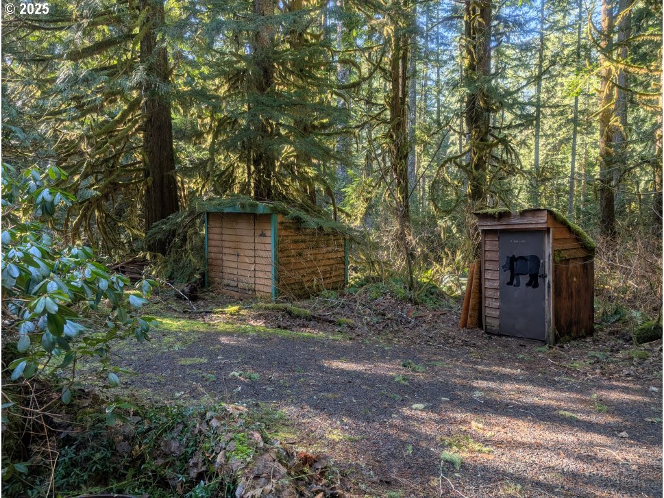 26565 East Henry Creek Road Rhododendron, OR 97049 - Photo 34 of 42 Gallery Image 34
