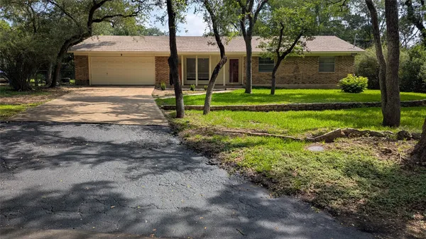 $2,750 | 5904 Burlington Court, Austin, TX 78727
