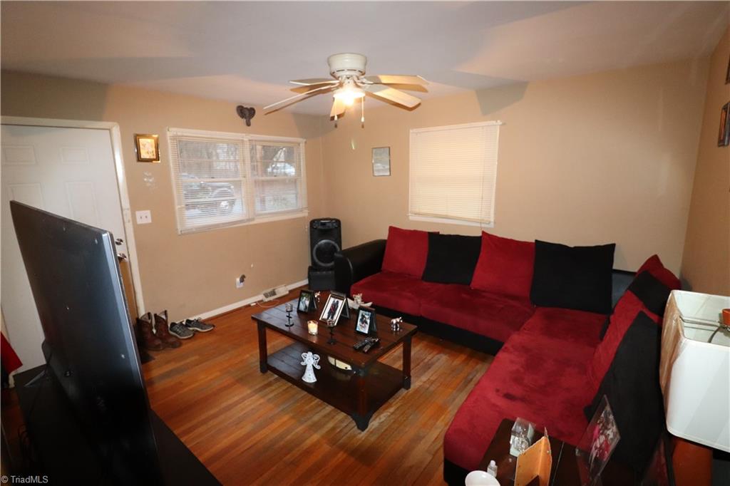 304 Beach Street High Point, NC 27260 - Photo 4 of 16 Gallery Image 4