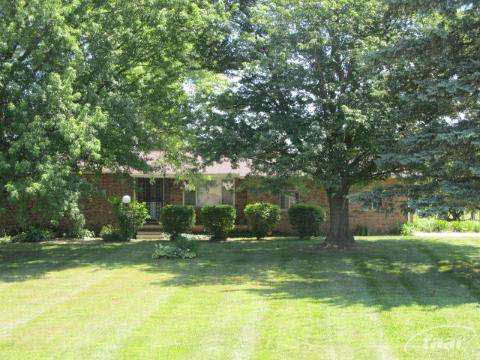 6424 North Bray Road Flint, MI 48505 - Photo 1 of 30 20165941.JPG