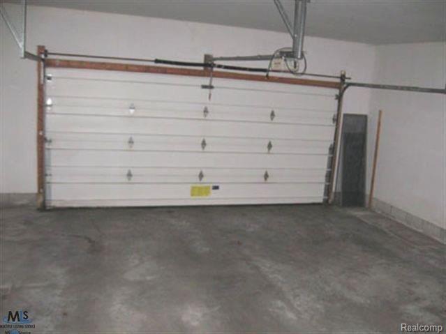 1935 River Road, Unit 12 St. Clair, MI 48079 - Photo 11 of 18 11.jpg
