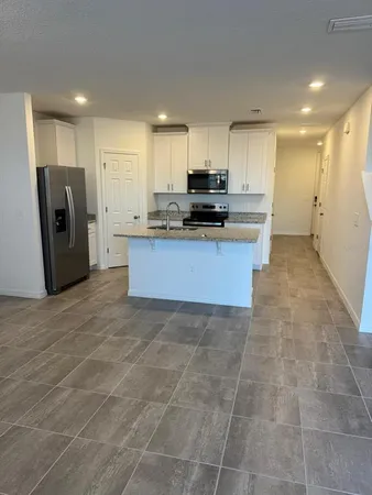 $2,200 | 16436 Happy Eagle Drive, Clermont, FL 34714