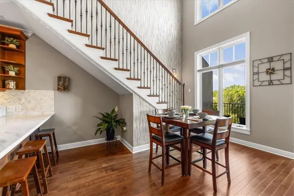 $610,000 | 10511 Mission Road, Unit 305, Leawood, KS 66206