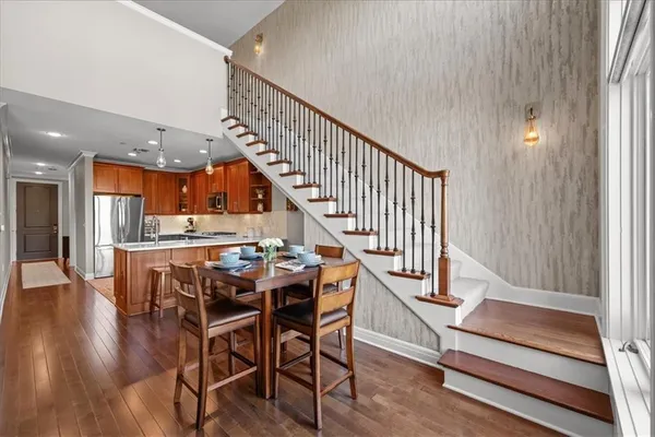 $610,000 | 10511 Mission Road, Unit 305, Leawood, KS 66206