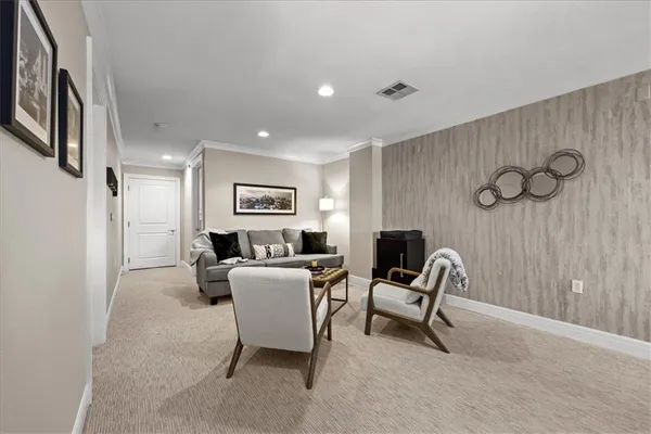 $610,000 | 10511 Mission Road, Unit 305, Leawood, KS 66206